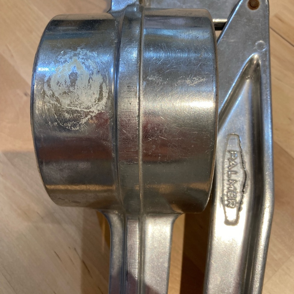 Palmer Vintage metal Kitchen Tool Spätzle/Ricer - Picture 3 of 8
